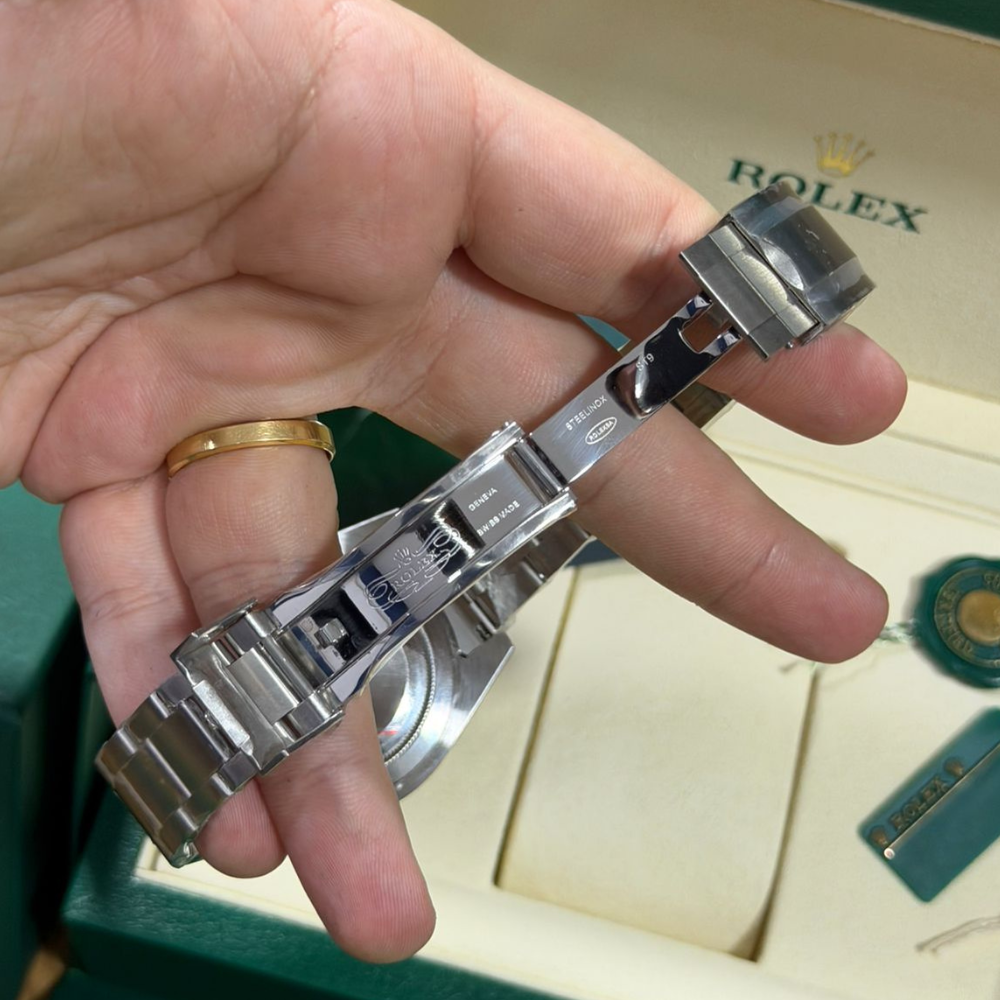 Submariner Date "Kermit" - Oyster